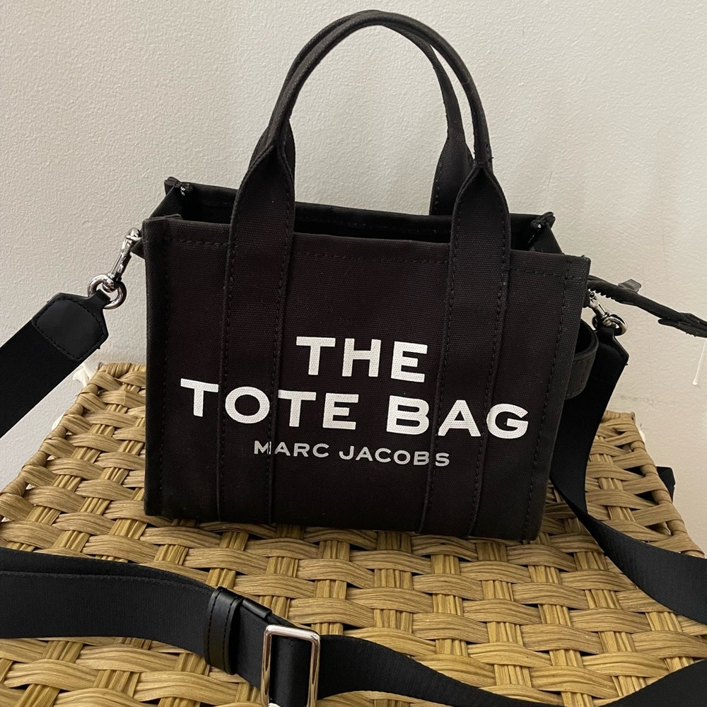 Marc Jacobs “The Tote Bag”